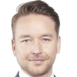 Dr. Emanuel Teichmann